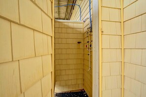 Studio (5 Bedrooms) | Property amenity - Sea the Love by Topsail Realty (Sneads Ferry)