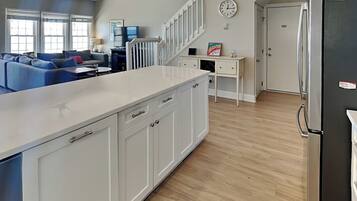 Estudio (5 Bedrooms) | Servicio de la propiedad