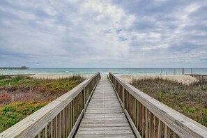 开间 (5 Bedrooms) | 住宿服务设施