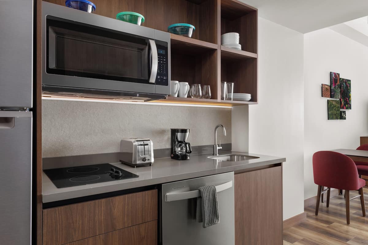 Coffee/tea maker