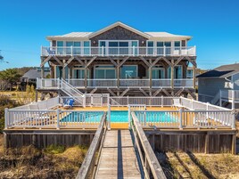 Studio (6 Bedrooms) | Pool