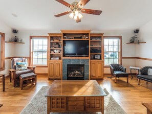 Studio (4 Bedrooms) | Property amenity - Along the Shore by Carolina Retreats (Kure Beach)