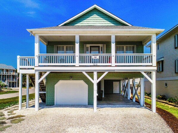 Studio (4 Bedrooms) | Property amenity - Along the Shore by Carolina Retreats (Kure Beach)