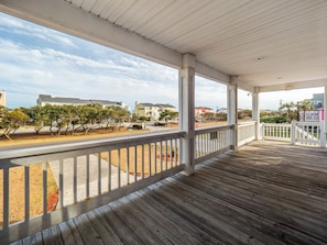 Studio (4 Bedrooms) | Property amenity
