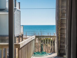 Studio (5 Bedrooms) | Property amenity