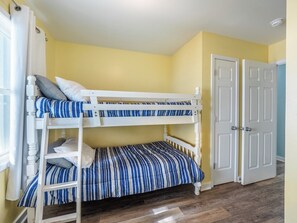 Property amenity - Sunflower Beach House by Topsail Realty (Holly Ridge)