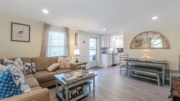 Studio (3 Bedrooms) | Property amenity