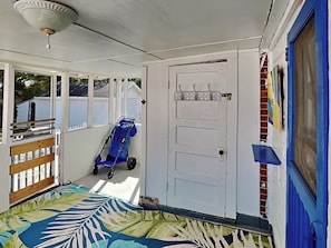 Studio (3 Bedrooms) | Property amenity