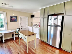 Studio (3 Bedrooms) | Accommodatievoorziening