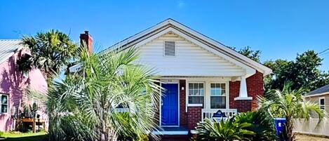 Studio (3 Bedrooms) | Exterior