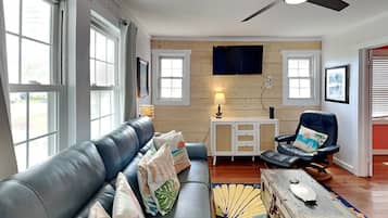 Studio (3 Bedrooms) | Property amenity