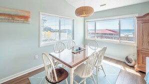 开间 (4 Bedrooms) | 住宿服务设施