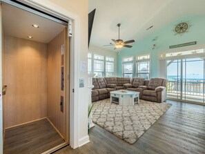 开间 (4 Bedrooms) | 住宿服务设施