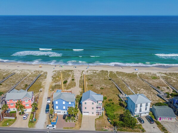 Studio (3 Bedrooms) | Property amenity