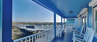 Seaship by Carolina Retreats