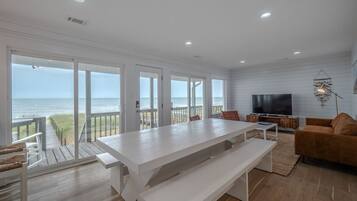 Studio (3 Bedrooms) | Property amenity