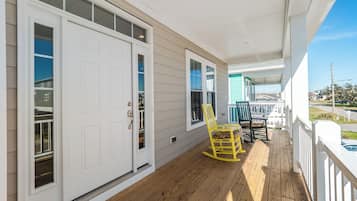 Studio (3 Bedrooms) | Fasilitas properti