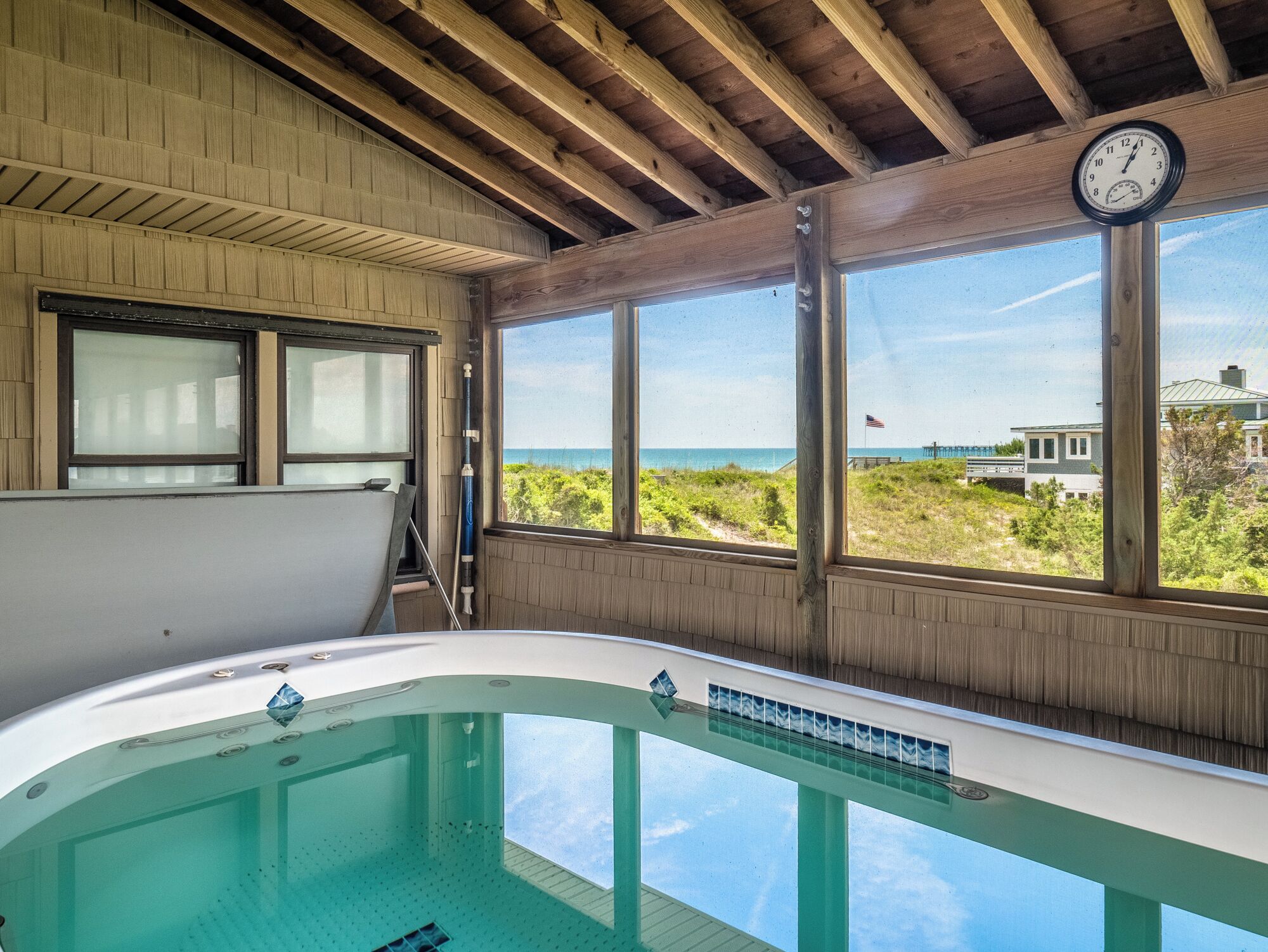 Studio (3 Bedrooms) | Property amenity