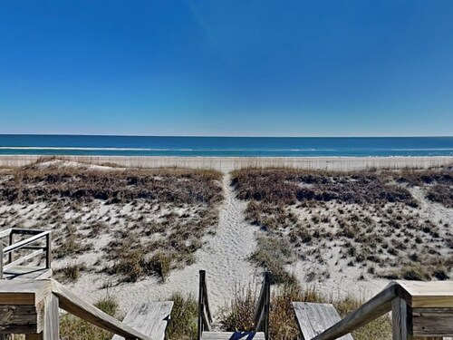 The Playhouse by Topsail Realty