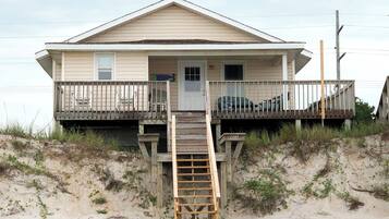 Studio (5 Bedrooms) | Property amenity