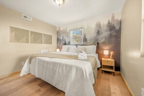 3 Schlafzimmer, Bügeleisen/Bügelbrett, WLAN, Bettwäsche