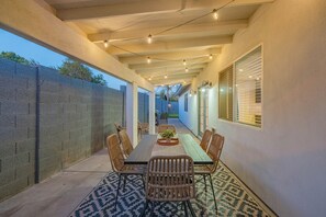 Outdoor dining