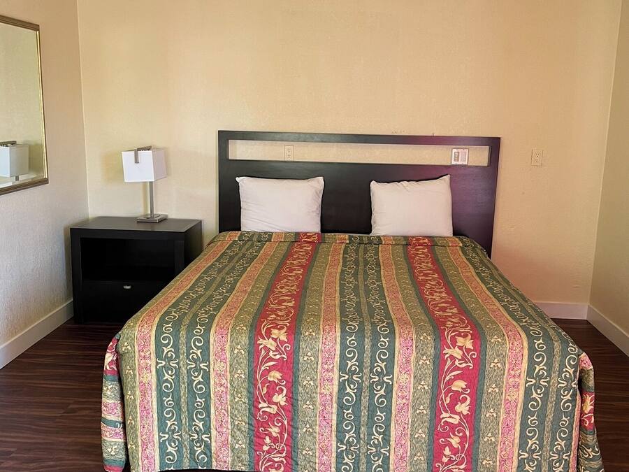 Standard Suite, Non Smoking