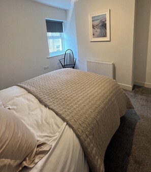 1 makuuhuone, silitysrauta/-lauta, Wi-Fi