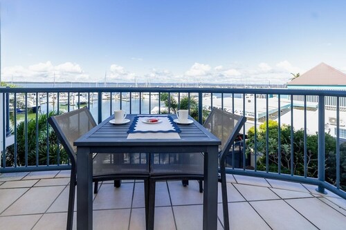 Mantra Marina Hotel Room