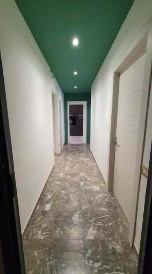 Basic Room | Living area
