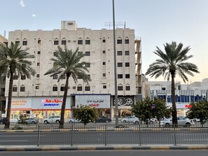 Front of property - Wahat Al Madinah Hotel Apartments (Madinah)