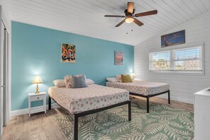 Maison, Plusieurs lits (Bates Avenue House) | 3 chambres