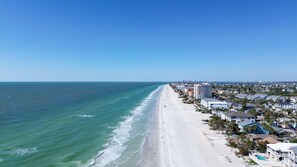 Hus - flera sängar (Bates Avenue House) | Strand