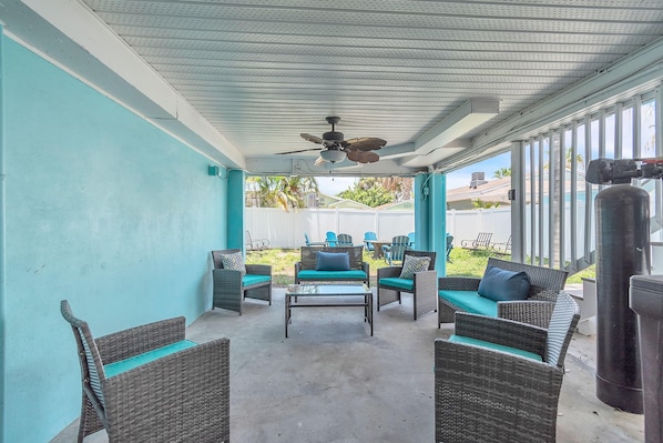 House, Multiple Beds (Bates Avenue House) | Terrace/patio
