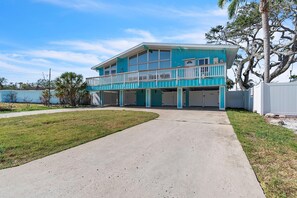 House, Multiple Beds (Bates Avenue House) | Exterior - Bates Avenue House (Indian Rocks Beach)