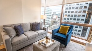 Deluxe Apartment, Pets Allowed | Living area - Atlantic Station-9H (Stamford)