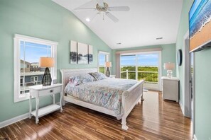 4 Schlafzimmer, Bügeleisen/Bügelbrett, WLAN, Bettwäsche