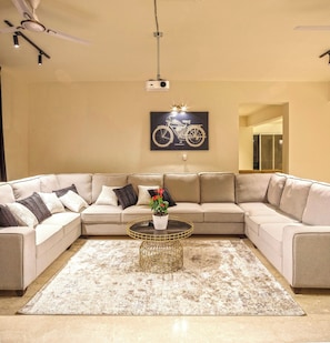 Villa (4 Bedrooms) | Interieur