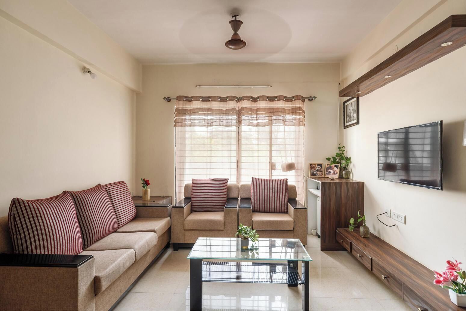 Apartment (2 Bedrooms) | Front of property