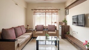 อพาร์ทเมนท์ (2 Bedrooms) | ด้านหน้าที่พัก