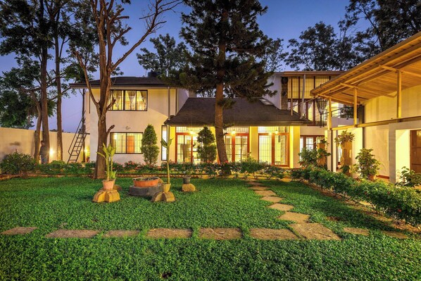Huvila (4 Bedrooms) | Majoituspaikan julkisivu