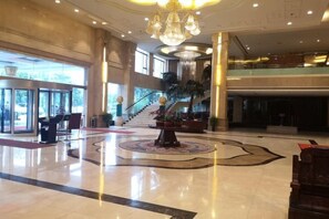 Unclassified image, 2 of 75, button - Yushan Hotel (Changshu)