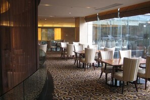 Unclassified image, 4 of 75, button - Yushan Hotel (Changshu)