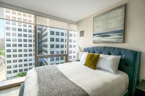 Comfort appartement, huisdieren toegestaan | 1 slaapkamer, een bureau, een laptopwerkplek