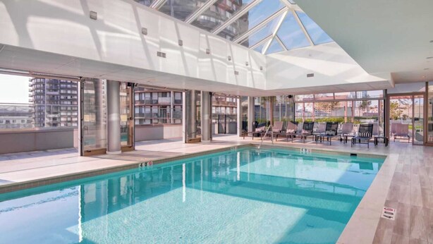 Indoor pool - Atlantic Station-9G (Stamford)