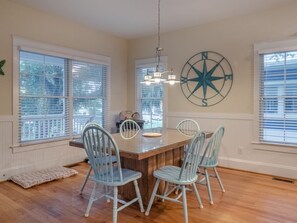 Studio (5 Bedrooms) | Property amenity