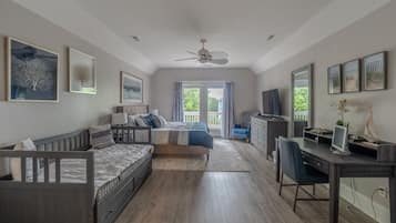 Studio (5 Bedrooms) | Property amenity