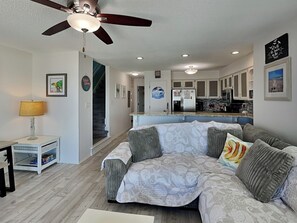 Studio (3 Bedrooms) | Property amenity - Hailey's Hideaway by Topsail Realty (Holly Ridge)