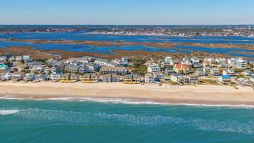 Studio (3 Bedrooms) | Property amenity