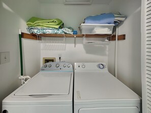 Studio (3 Bedrooms) | Property amenity - Hailey's Hideaway by Topsail Realty (Holly Ridge)